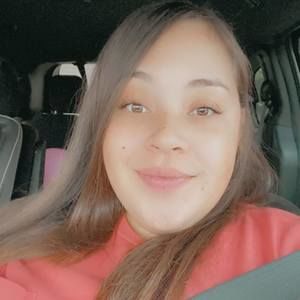 Meet your Posher, Charissa